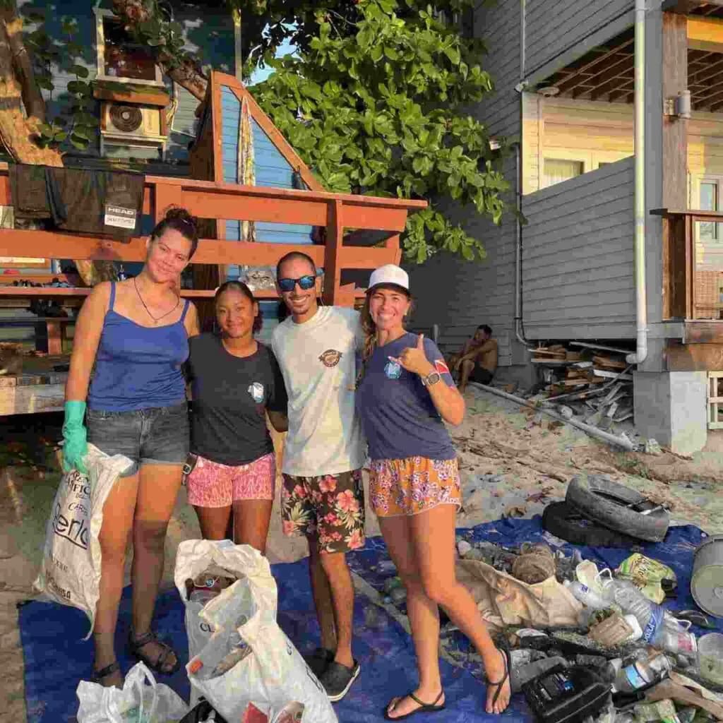 Sun Divers Roatan