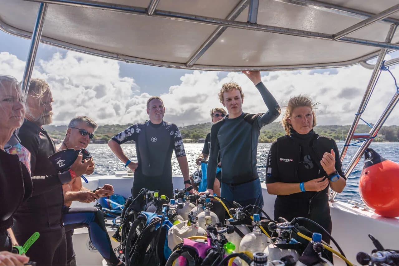 Paradise Beach Divers