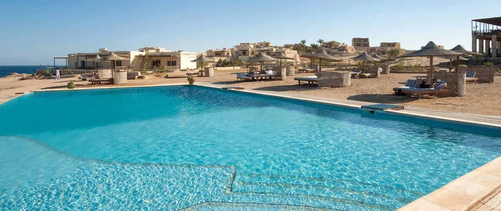 The Oasis dive center - Le centre de plongée