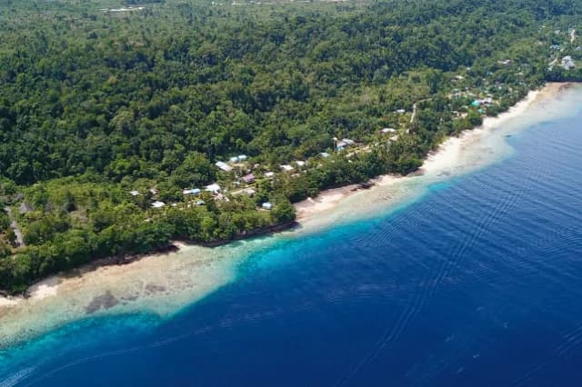 Catalina Dive Center Biak
