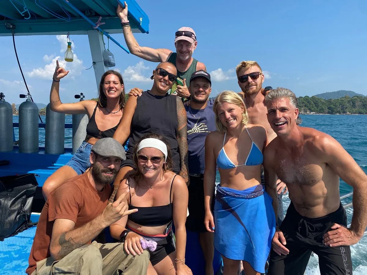Flip Flop Divers