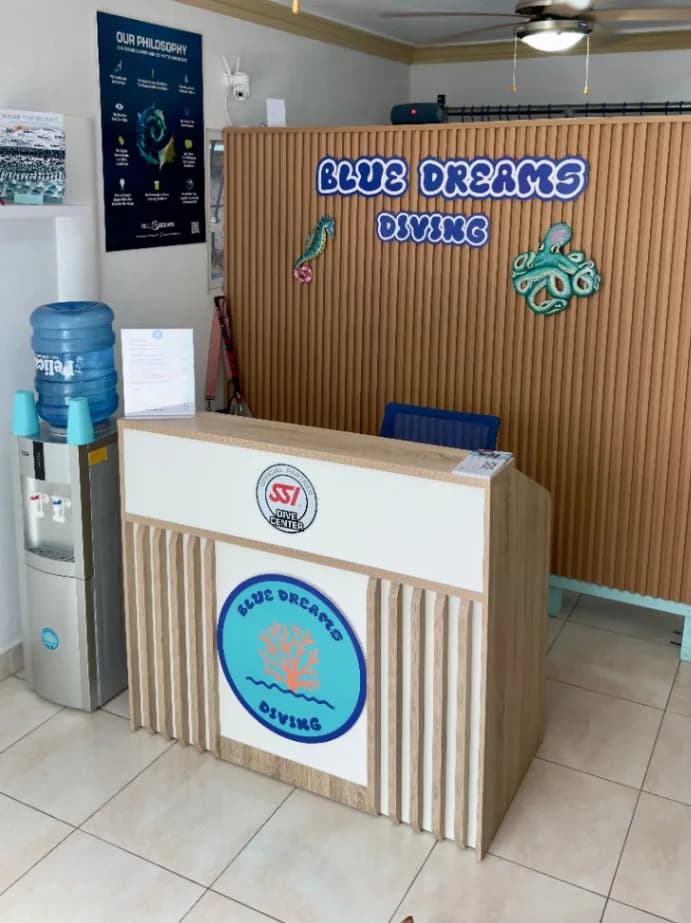 Blue Dreams Diving
