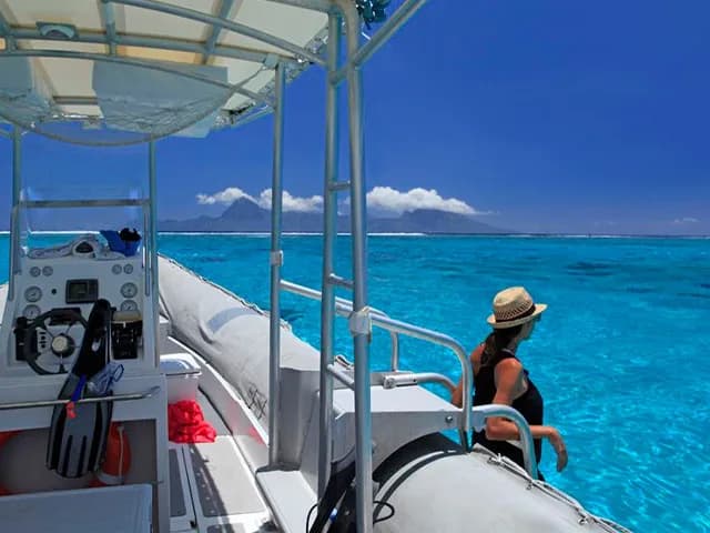 FLUID Tahiti - Diving Center