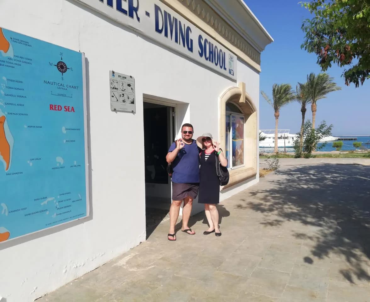 EXTRA FUN DIVERS SOMA BAY DIVING CENTER