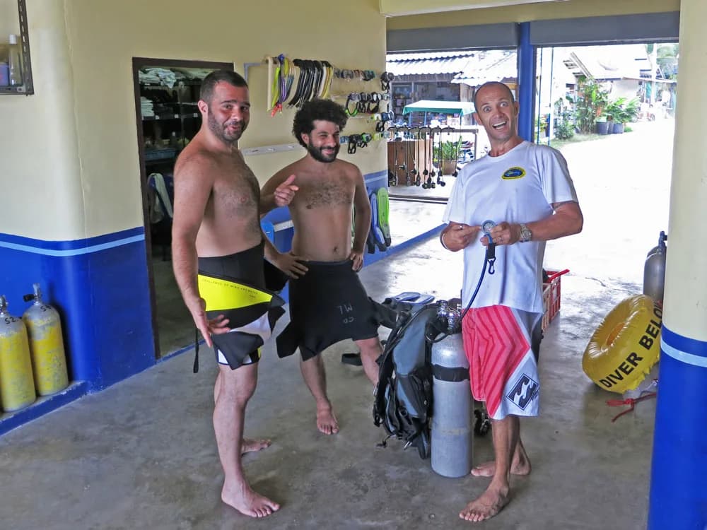 Chaloklum Diving