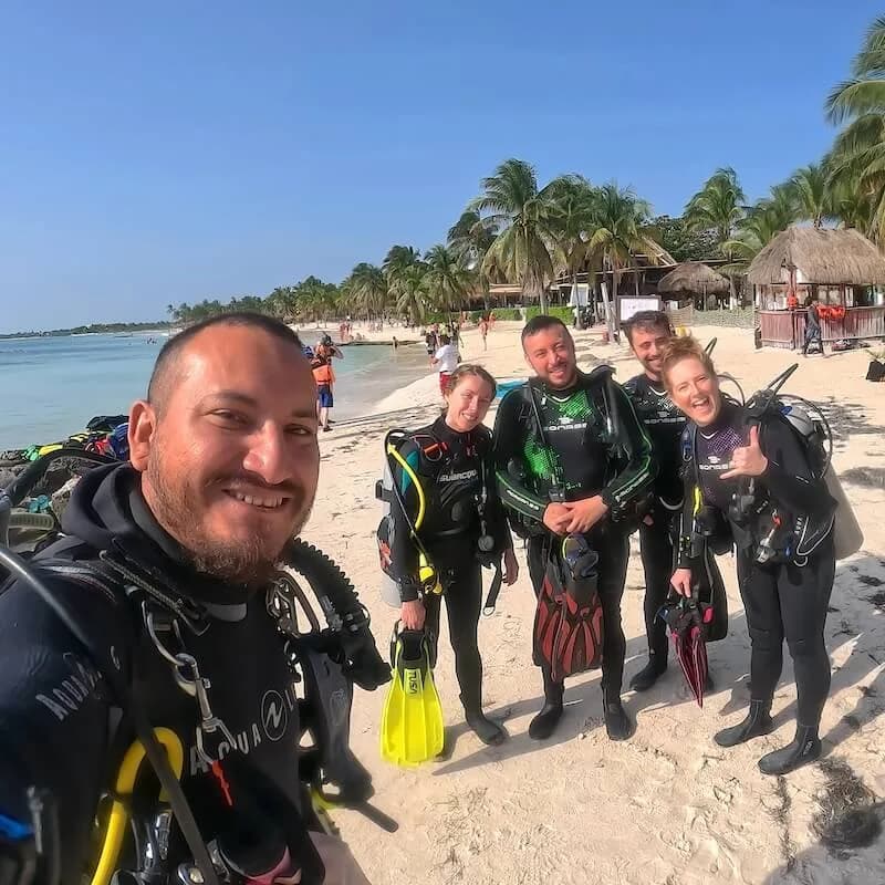 Diving Universe - Cenote/Cave Diving & Scuba certifications