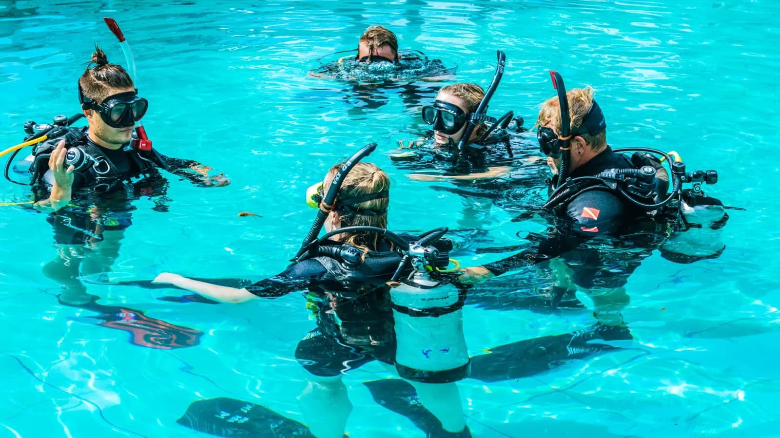 Raya Divers Co, Ltd.