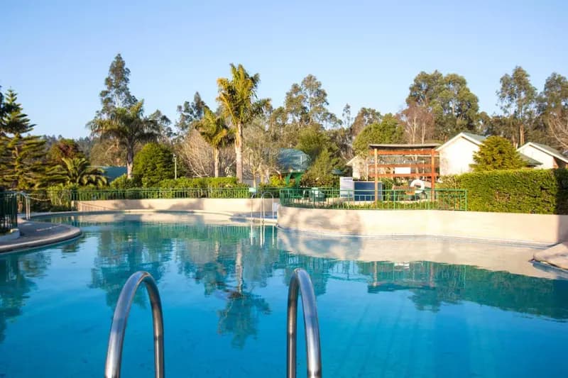 Hotel y Cabañas Huallilemu Sur - Caja Los Andes
