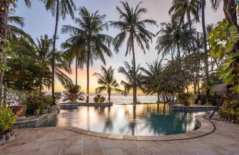 Alam Anda Ocean Front Resort & Spa Dive Resort