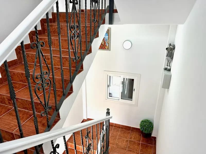 Alcalá Retreat: Ocean View & Modern Comfort