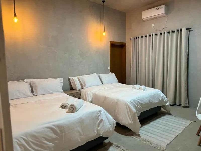 Palms Lodge