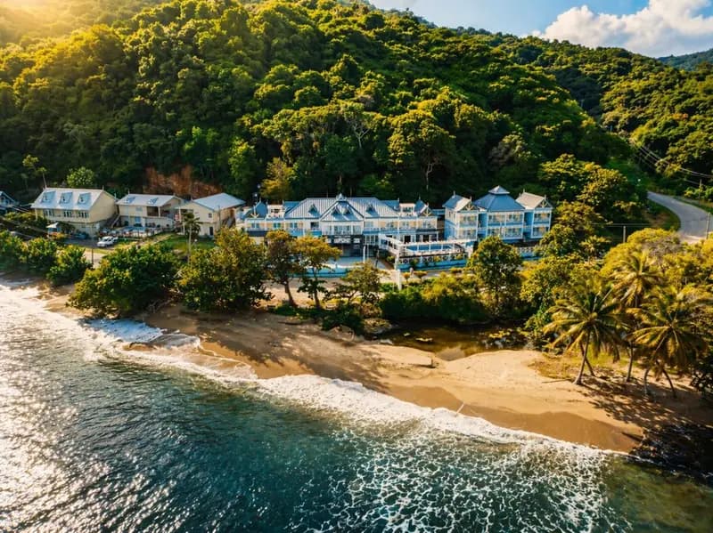 Manta Lodge and Dive Centre