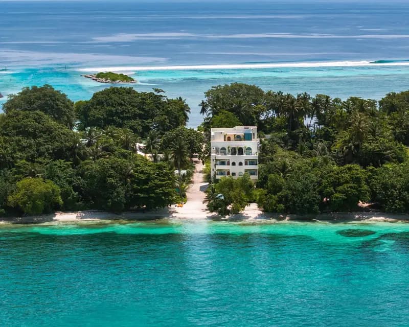 Isla Retreat