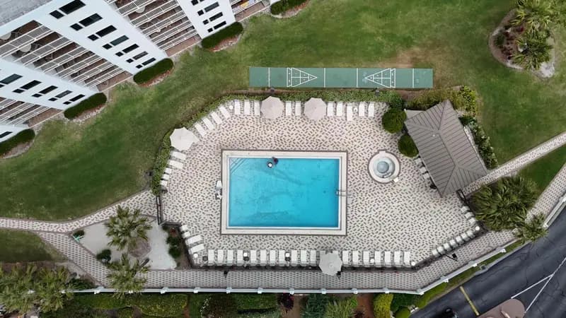 Emerald Oasis, Emerald Oasis- Gulf Front, Great for Families and Close to Destin Harbor!