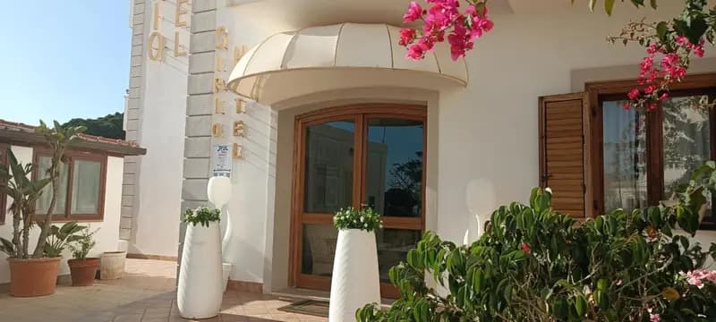 Hotel Sirio