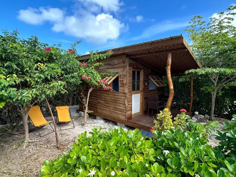 Pension Bounty Rangiroa - Art Gallery & Tropical Garden