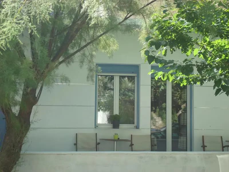 Smaragdi Studios and Rooms
