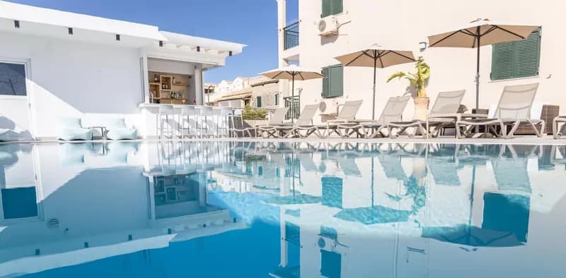 Ippocrates Hotel Apartments & Restaurant
