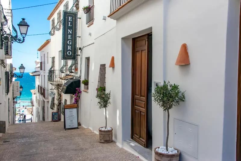Santa Barbara by Santas Hotels