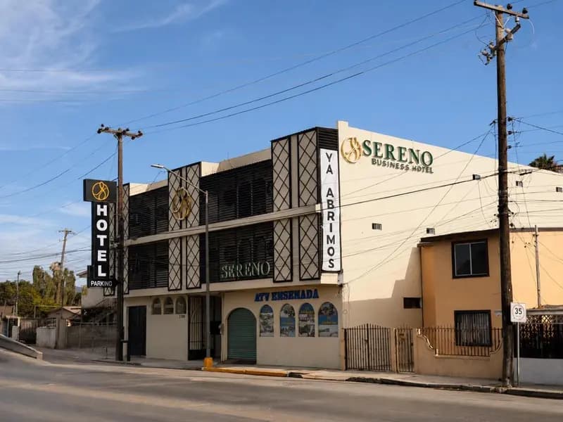Sereno Business Inn