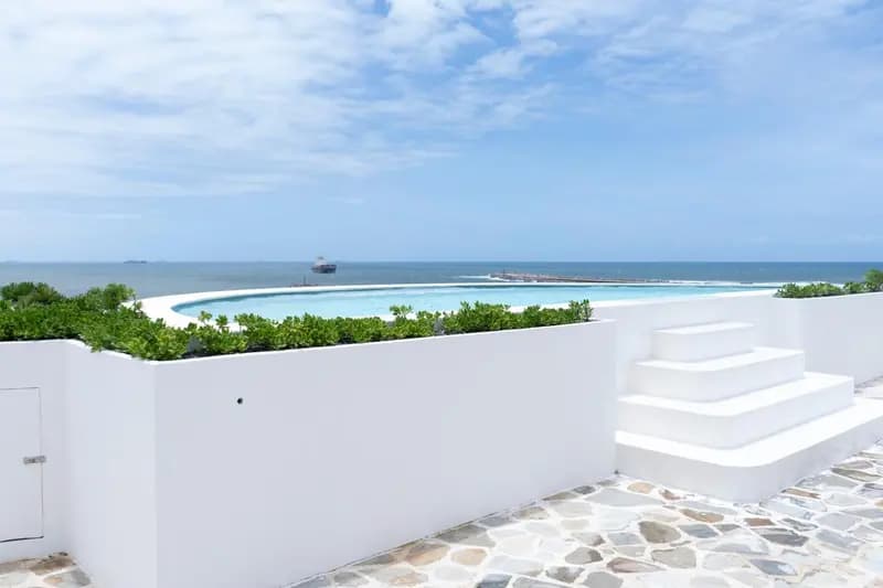 Point Waterfront Apartments