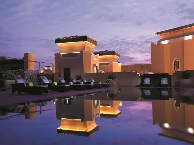 Traders Hotel, Abu Dhabi