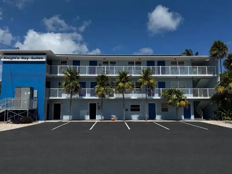 Knight's Key Suites