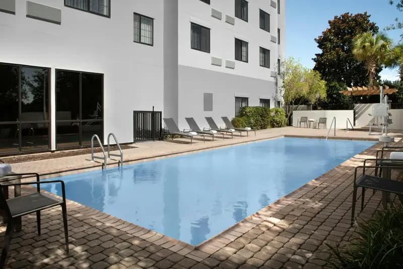 Courtyard by Marriott Pensacola Downtown