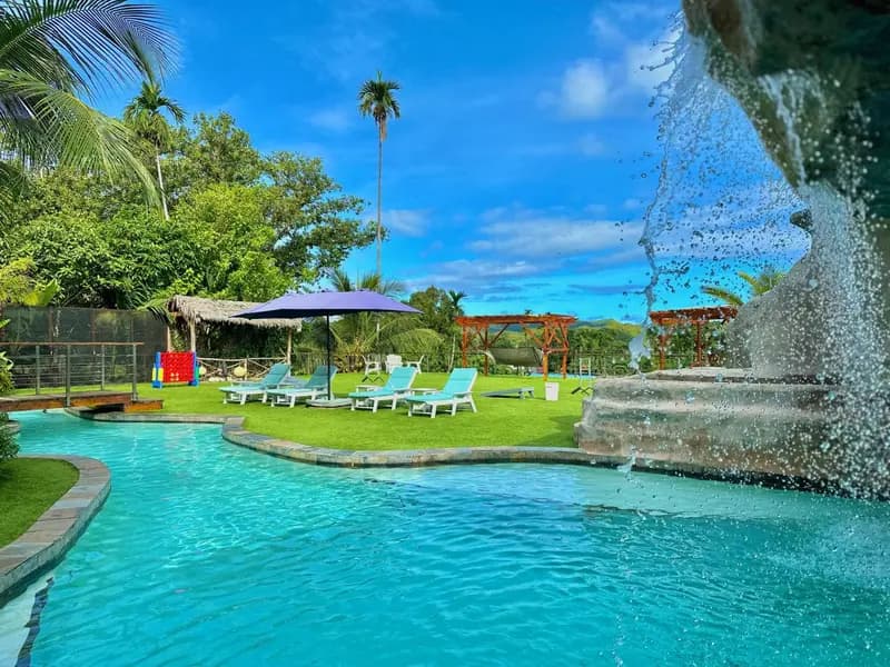 Palau Central Hotel