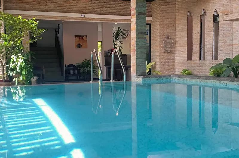 Ice Kamala Beach Hotel
