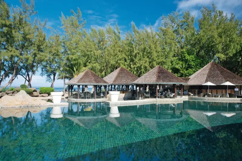 LUX* Saint Gilles Resort