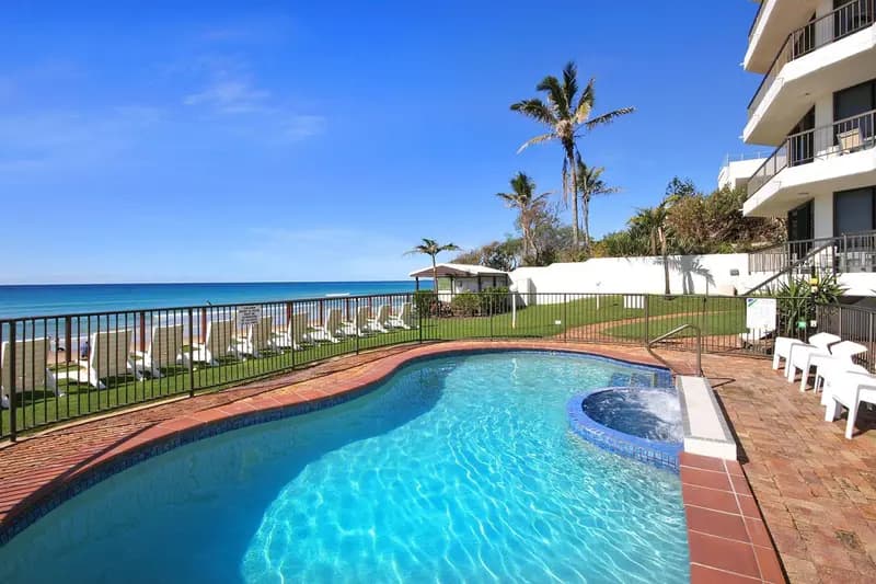 Spindrift on the Beach - Absolute Beachfront