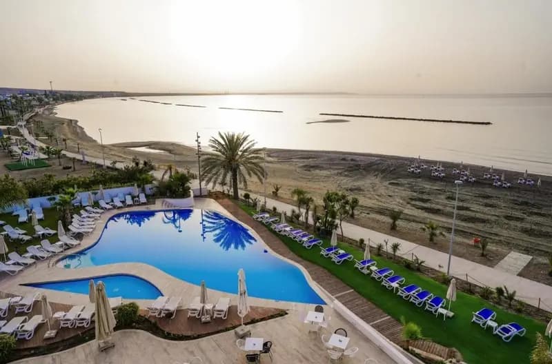 Lebay Beach Hotel