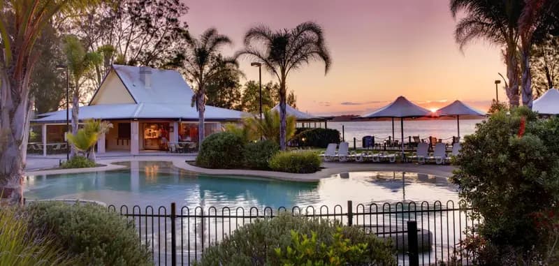 Stay At Raffertys Resort