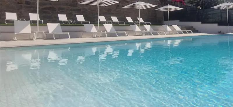 La Suite Hotel