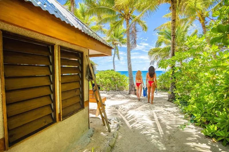 Barefoot Manta Island Resort