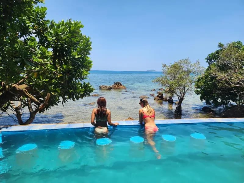 Cocovana Beach Resort