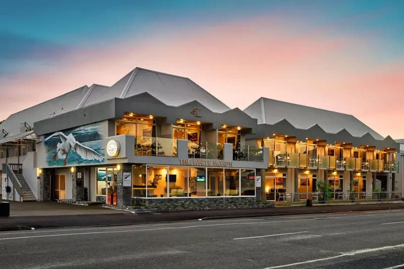 The White Morph Motels