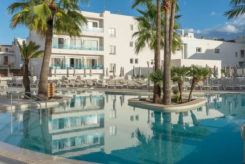 Hotel Cala Bona
