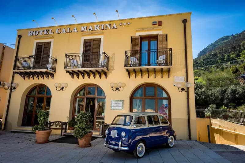 Hotel Cala Marina