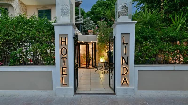 Hotel & Apartments Villa Linda