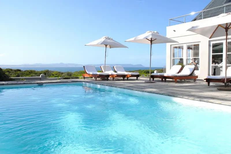 11 WESTCLIFF RENTALS