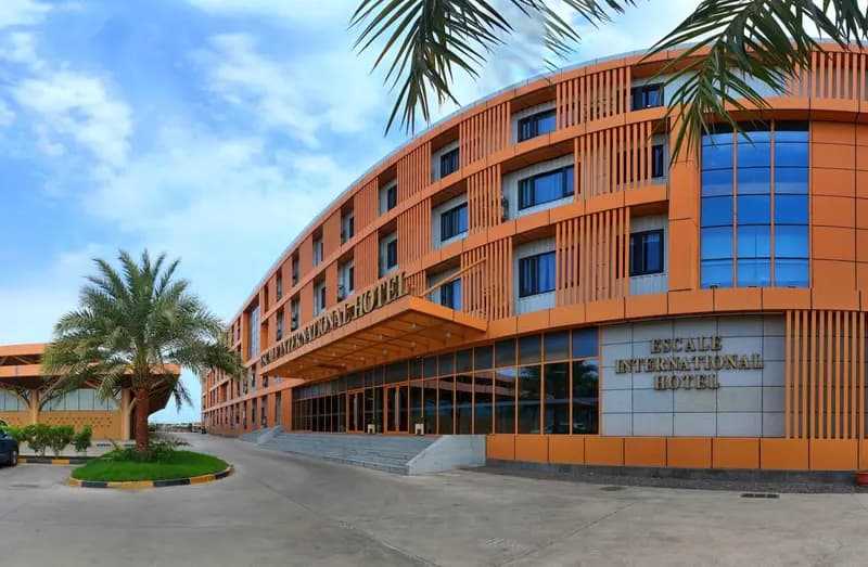 Escale International Hotel