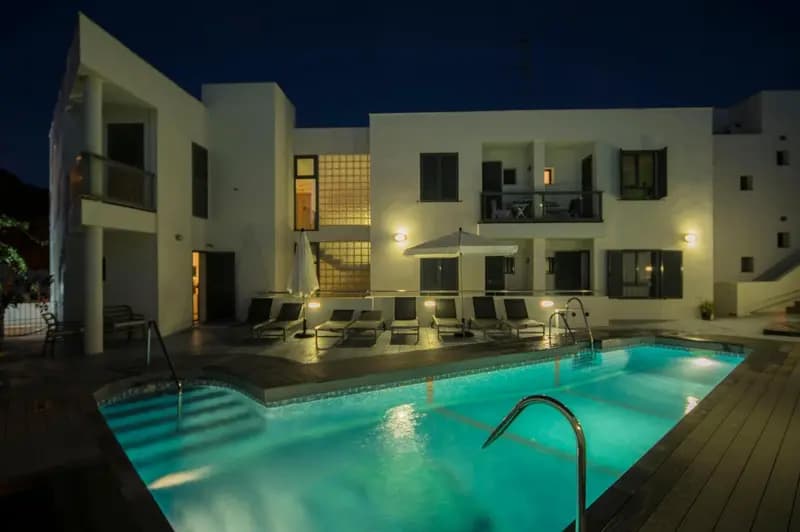 Hotel La Posada De Paco - Spa & Adults Friendly