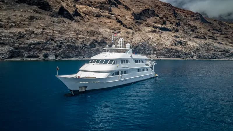 Nautilus Belle Amie